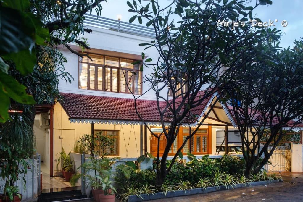 Mirje'S Deck - Homestay - Family Rooms Kolhapur Bagian luar foto