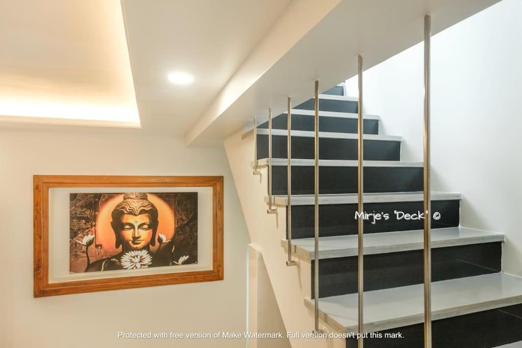 Mirje'S Deck - Homestay - Family Rooms Kolhapur Bagian luar foto