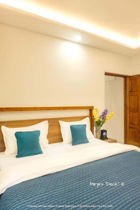 Mirje'S Deck - Homestay - Family Rooms Kolhapur Bagian luar foto